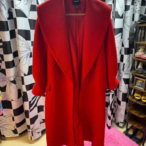 Express ❤️ Coat - Picture 2 of 2